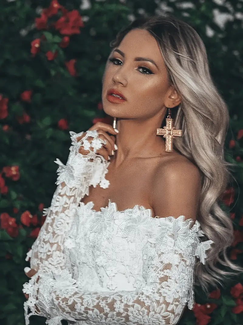 Elena | Robe de cocktail en dentelle blanche - Elégance et séduction