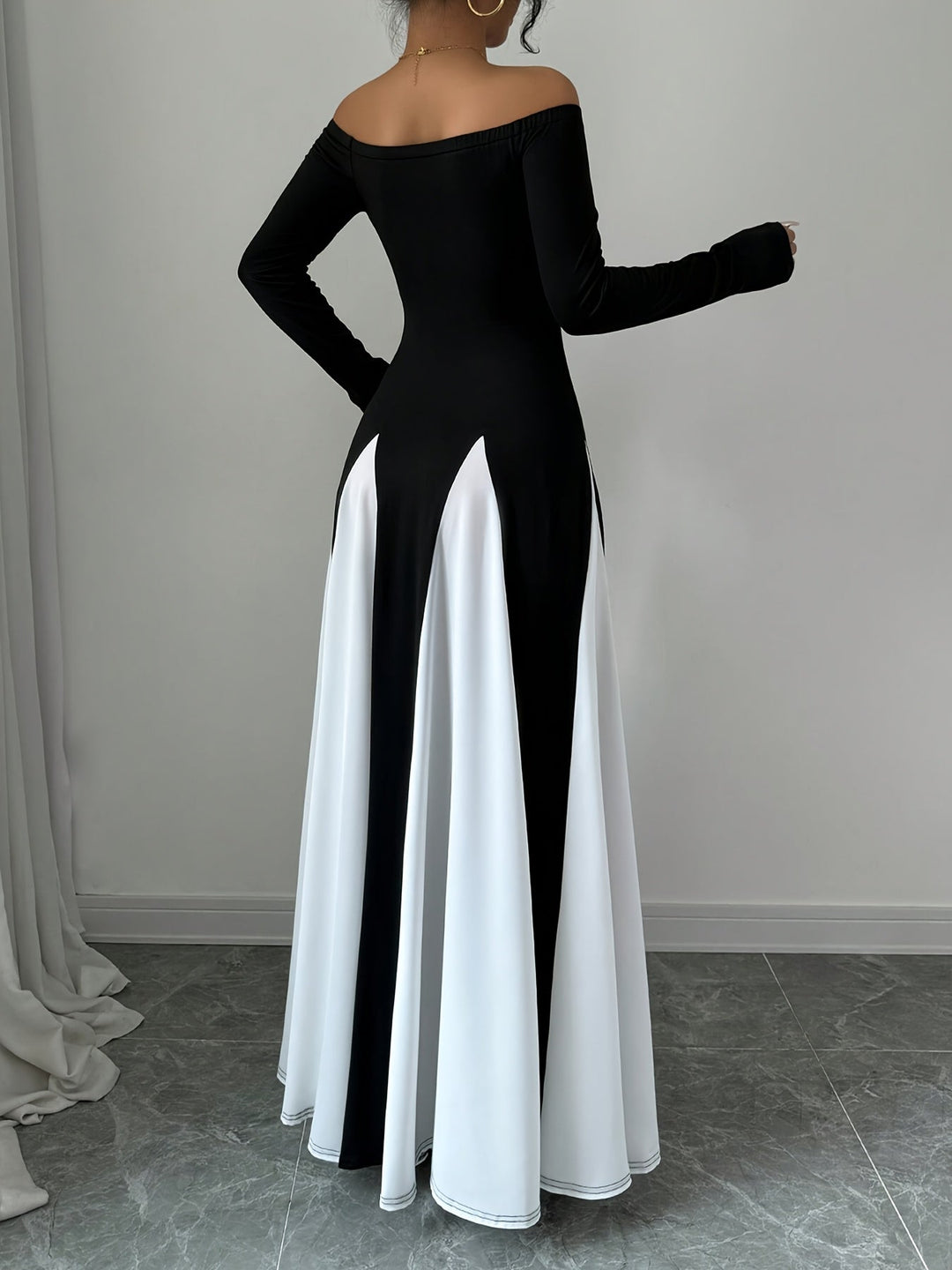 Melodia Robe Épaules Dénudées Femme | Manches Longues & Élégance Époustouflante