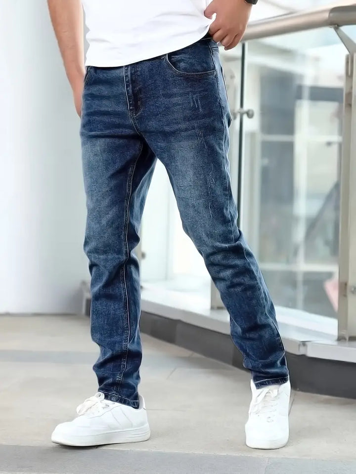 James | Jeans casuales y elegantes para un look versátil