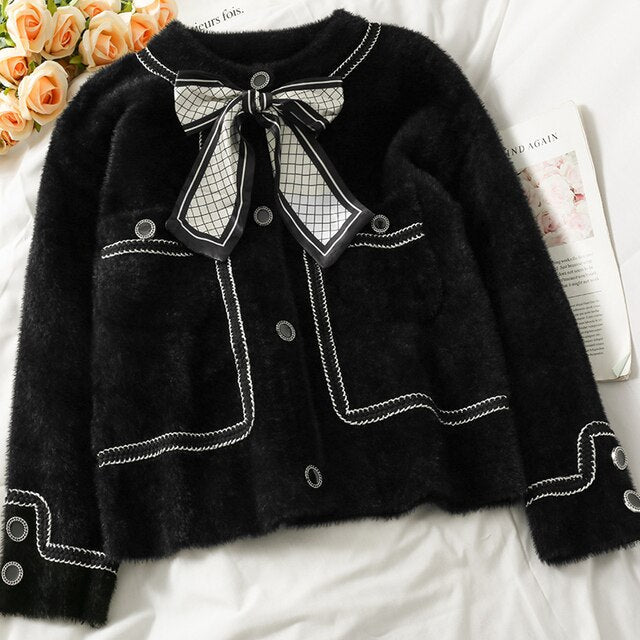 Chloé Noor | Cardigan Court Cosy & Stylé pour un Look Élégant