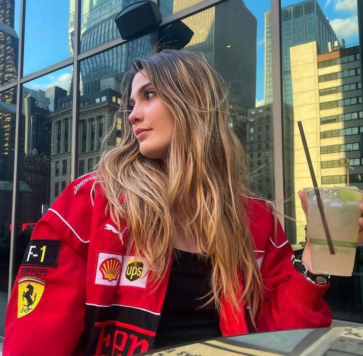 Veste de pilote de course Ailyn pour femme, style oversize | look sport automobile avec blocs de couleur & patchs