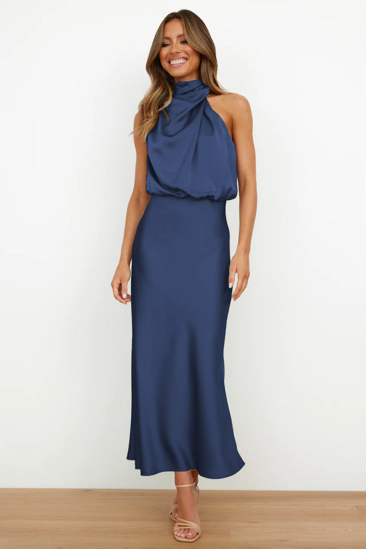 Maxima Robe Longue en Satin avec Col Halter | Élégance et Confort