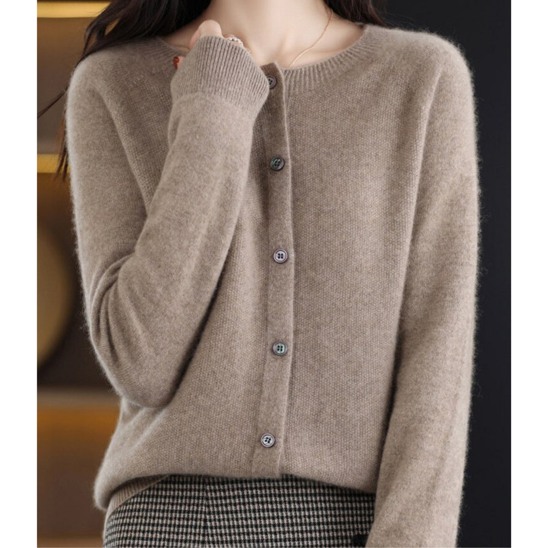 Élise Cardigan en Pure Laine Mérinos à Col Rond pour Femme | Chaleur et Élégance Naturelle