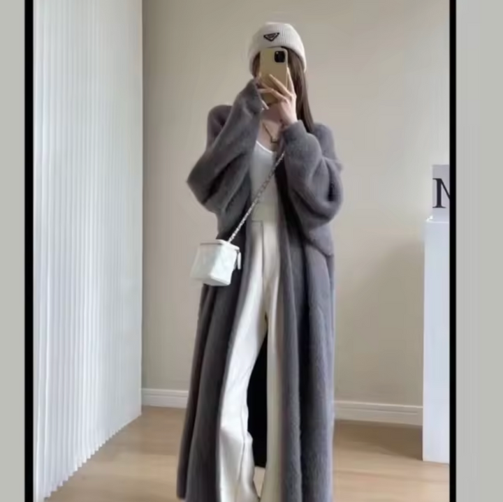 Cárdigan largo de cachemir Yassi | Elegante y cómodo para el invierno, prenda versátil para combinar con otras prendas.