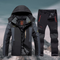 Completo da esterno impermeabile e resistente all'inverno per uomo - giacca e pantaloni