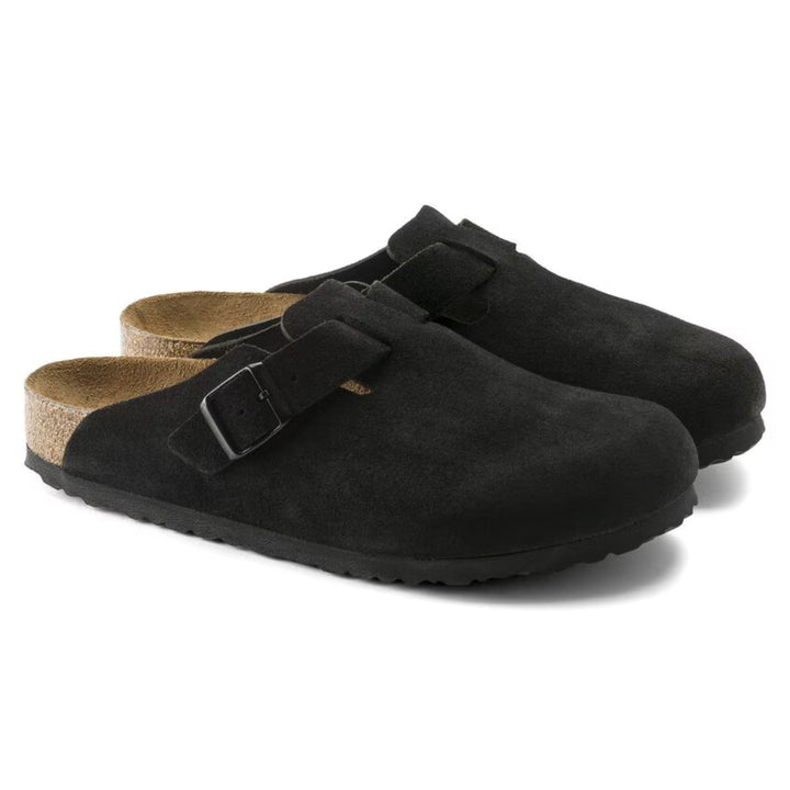 Zuecos Boston Suede Black | Zuecos clásicos con plantilla suave