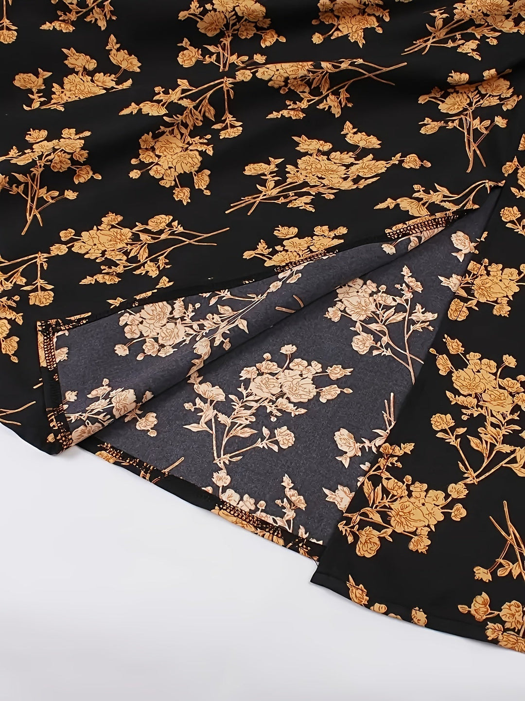 Abito floreale senza maniche da donna Lila | Scollo a cuore e stile romantico 