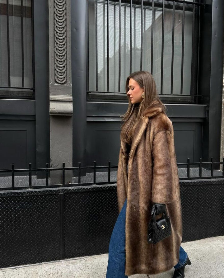 Abrigo largo de piel sintética de lujo Lucy | Elegancia y estilo invernal