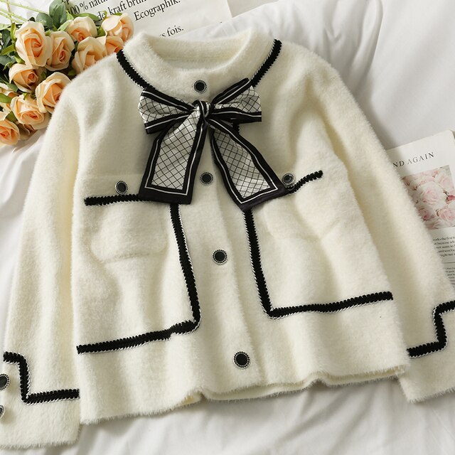 Chloé Noor | Cardigan Court Cosy & Stylé pour un Look Élégant