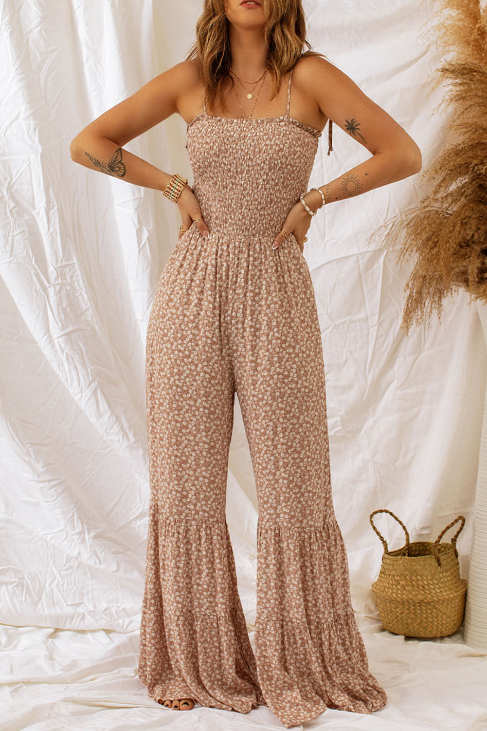 Acquista la tuta da smoking festiva con spalline sottili e gambe larghe | Eleganza e stile