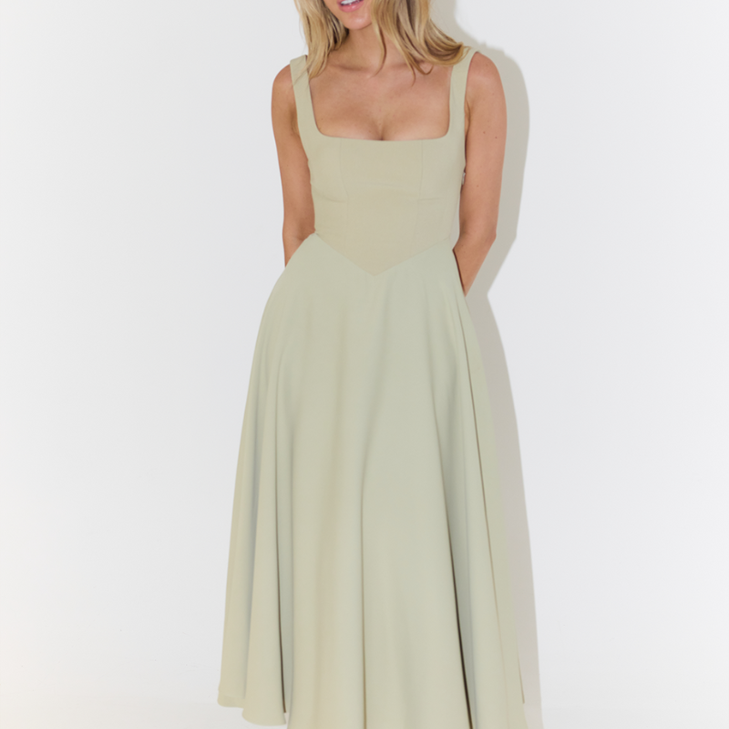 Sofia | Vestido midi sin mangas con escote cuadrado