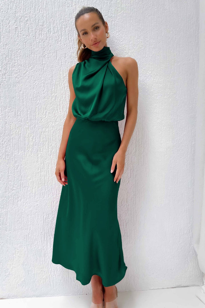 Maxima Robe Longue en Satin avec Col Halter | Élégance et Confort