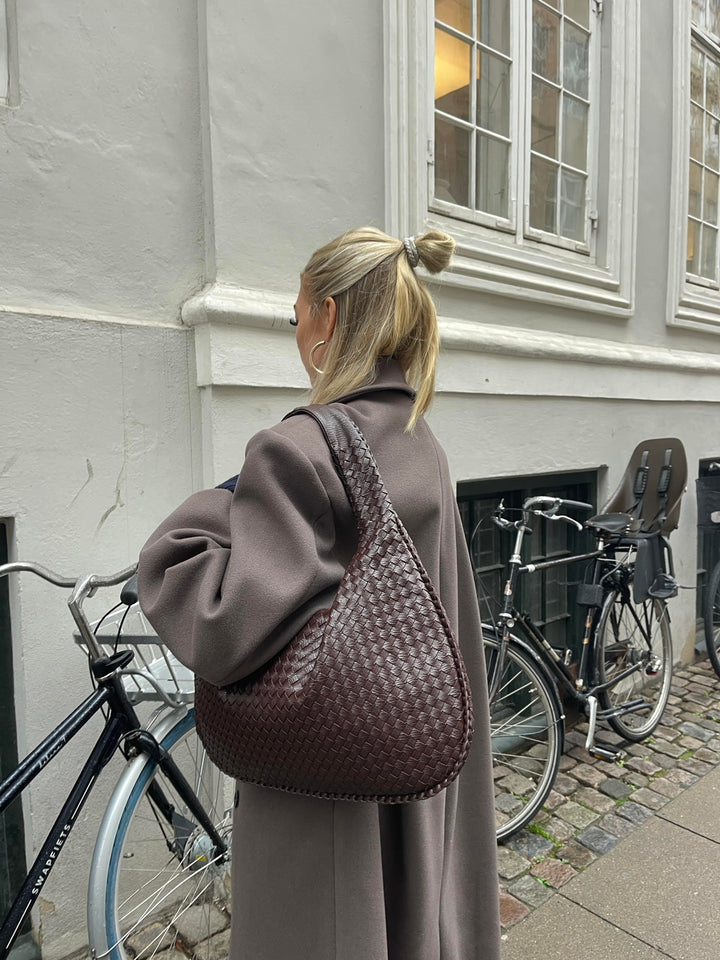 Ava Sac Tote | Grand Volume, Cuir Haut de Gamme, Options de Port Polyvalentes
