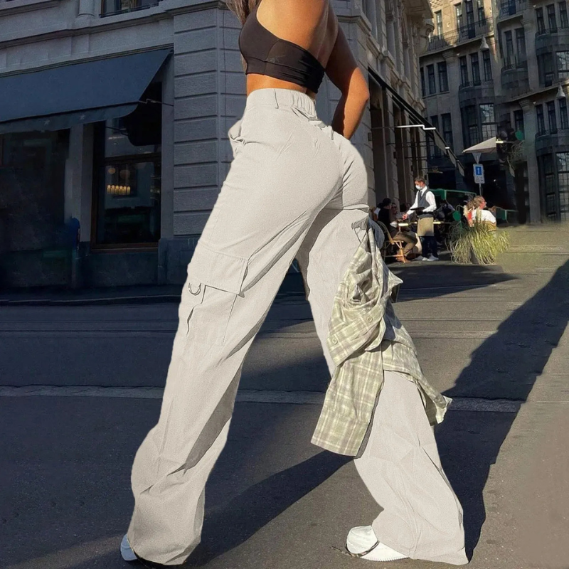 Pantalon cargo Pamela pour femme | Taille haute flatteuse avec poches robustes