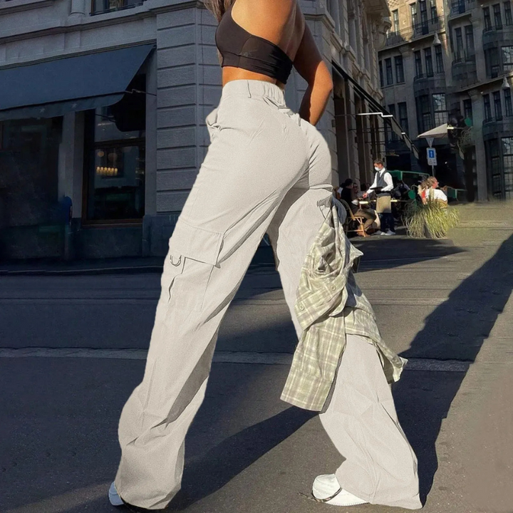 Pantalon cargo Pamela pour femme | Taille haute flatteuse avec poches robustes