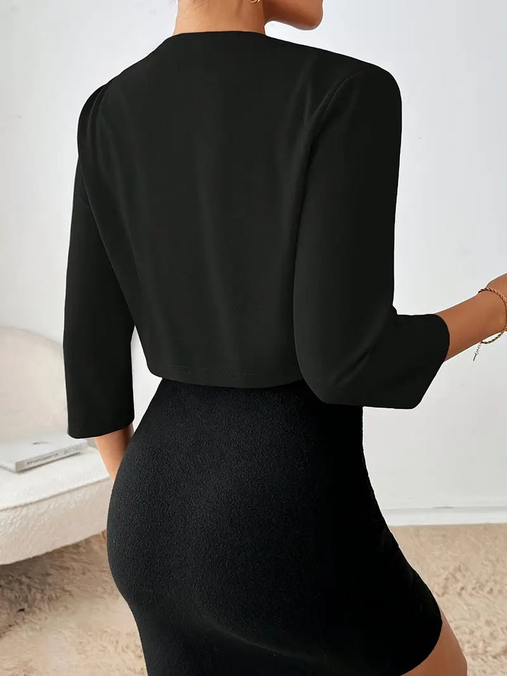 Amarantha | Veste blazer courte élégante avec détail