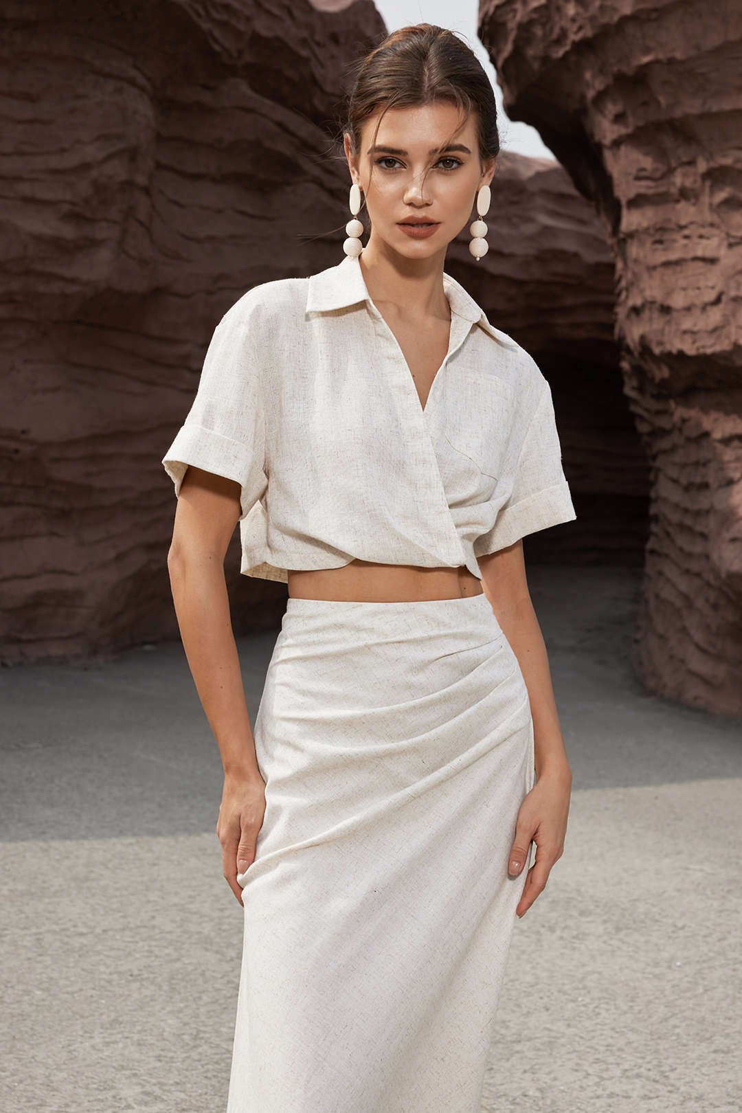 Blusa corta con detalle cruzado de Victoria Leinen para mujer | Top corto de verano con estilo