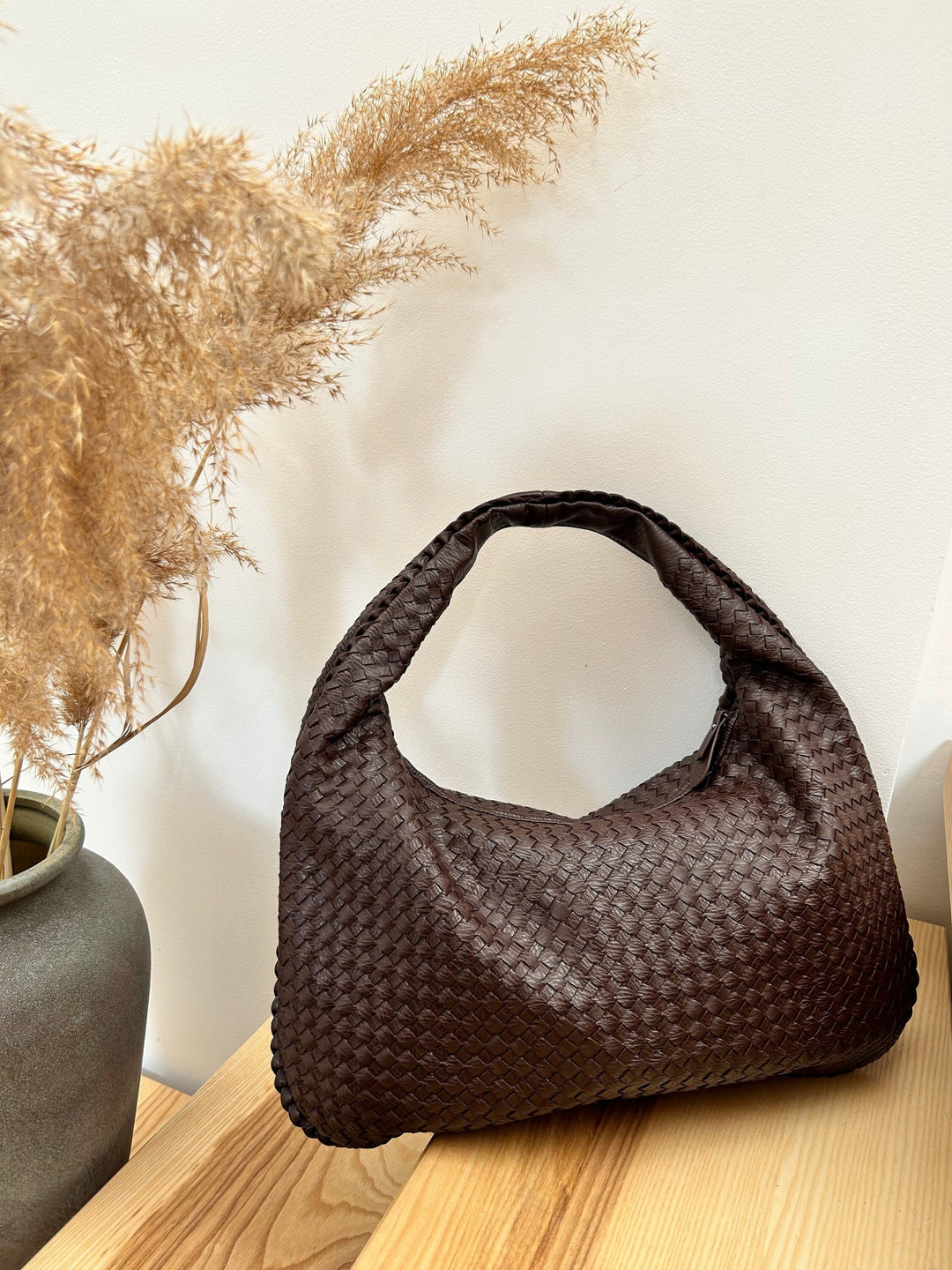 Ava Sac Tote | Grand Volume, Cuir Haut de Gamme, Options de Port Polyvalentes