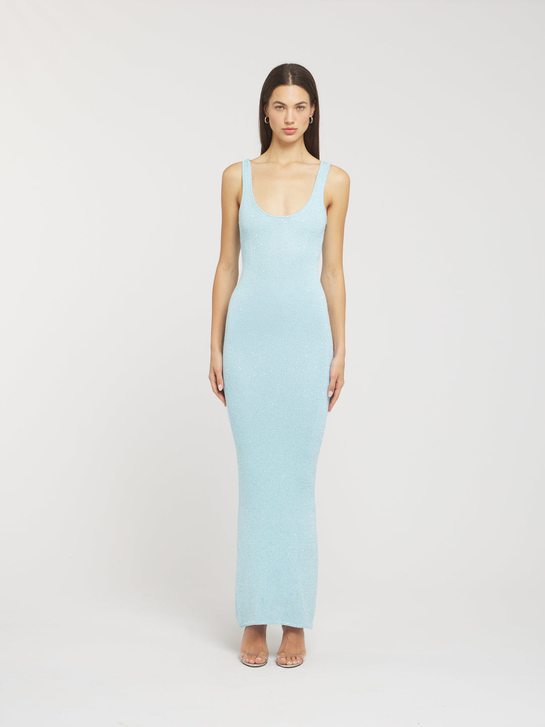 Vestido de noche para mujer Isla | Vestido largo de lentejuelas azules con escote en U y corte entallado