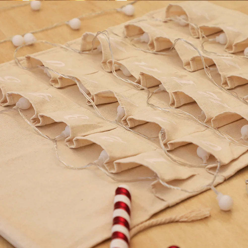Calendrier de l’Avent WinterCharm | 24 Poches en Coton Naturel Réutilisable