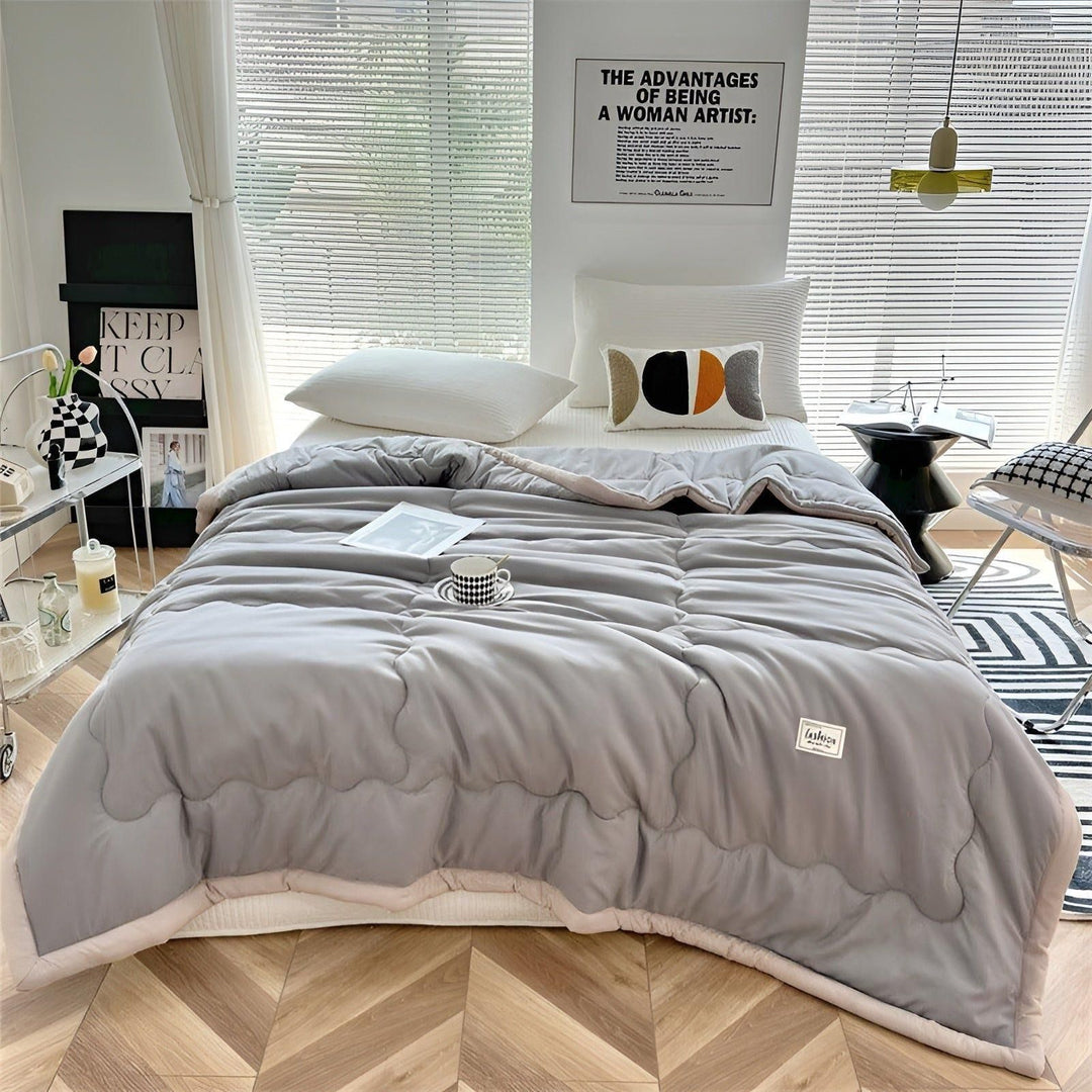 Couette d'été en fibres fraîches de haute qualité - Légère et respirante pour des nuits confortables