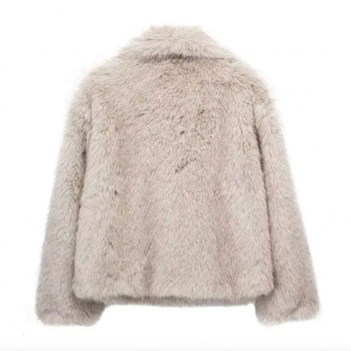 Gianna Manteau en Fausse Fourrure Éco | Design Italien Durable et Luxueux