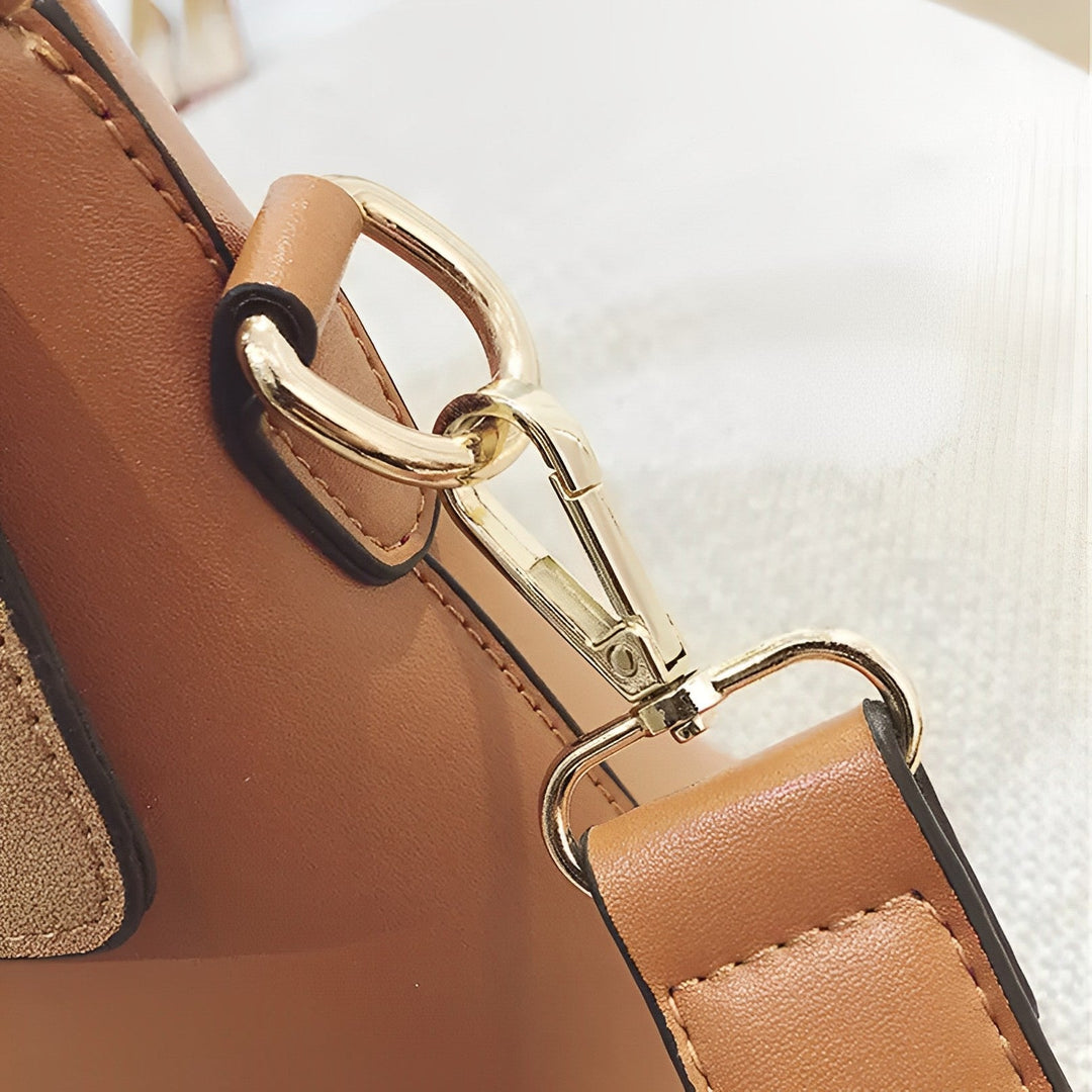 Sac à main élégant | Look bicolore | Boucle de déclaration