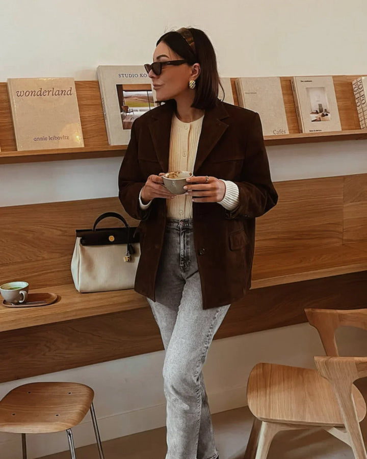 Giacca casual in pelle scamosciata | Texture di alta qualità | Look retrò classico