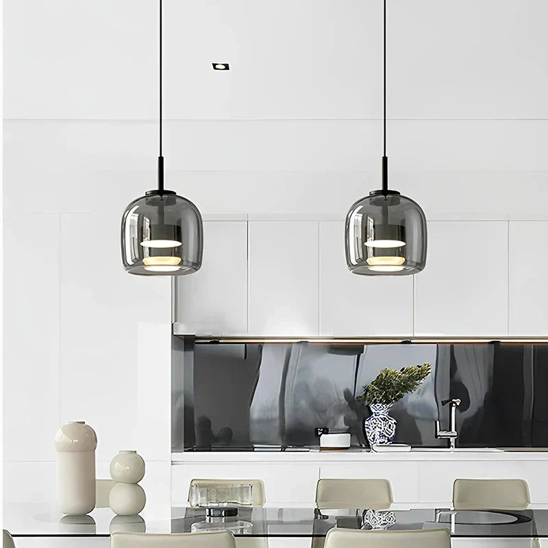 VitraLume - Lampe suspendue en verre élégante et moderne