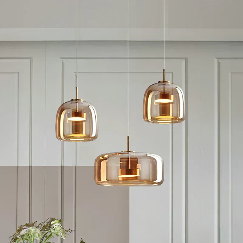VitraLume - Lampe suspendue en verre élégante et moderne
