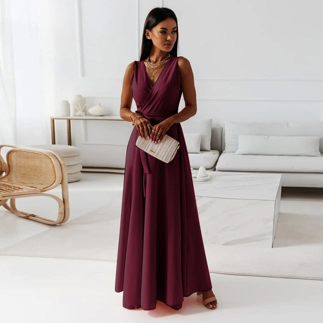 Annabelle | Robe longue unie avec col en V | Élégance intemporelle pour toutes occasions