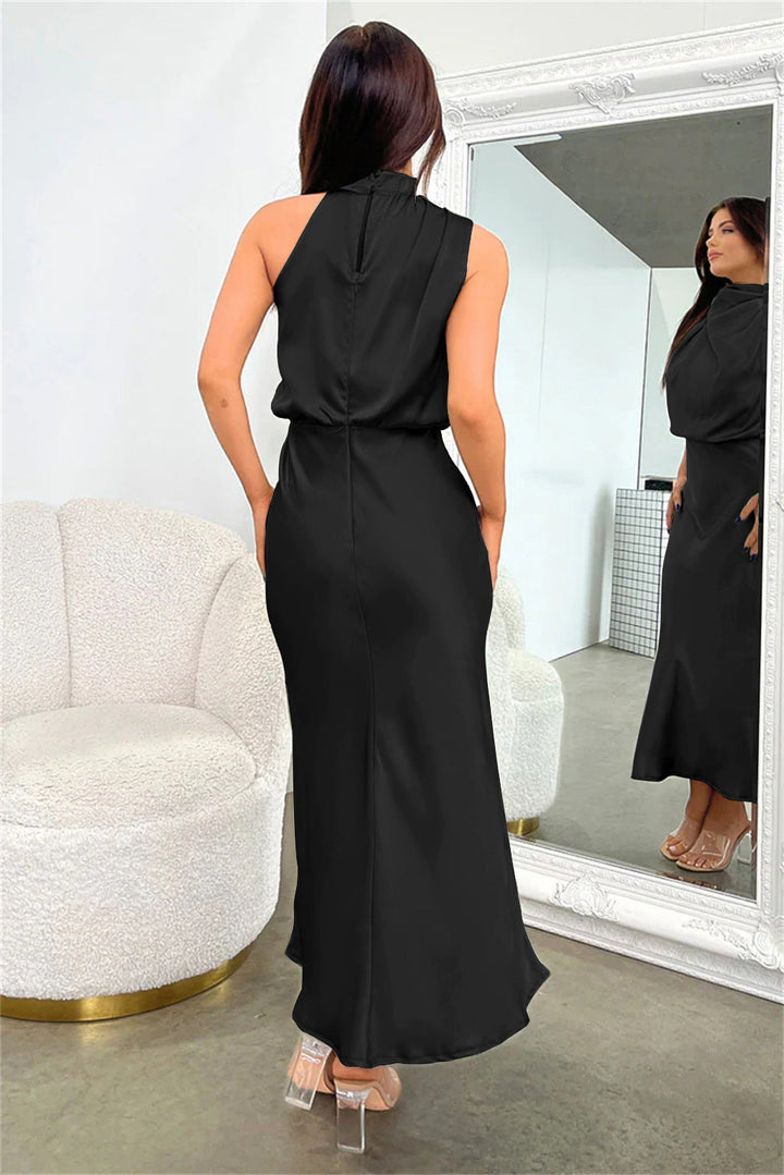 Maxima Robe Longue en Satin avec Col Halter | Élégance et Confort