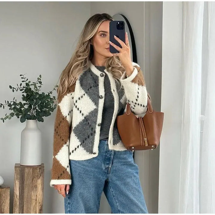 Camille | Cardigan en Maille Élégant & Polyvalent pour un Style Raffiné