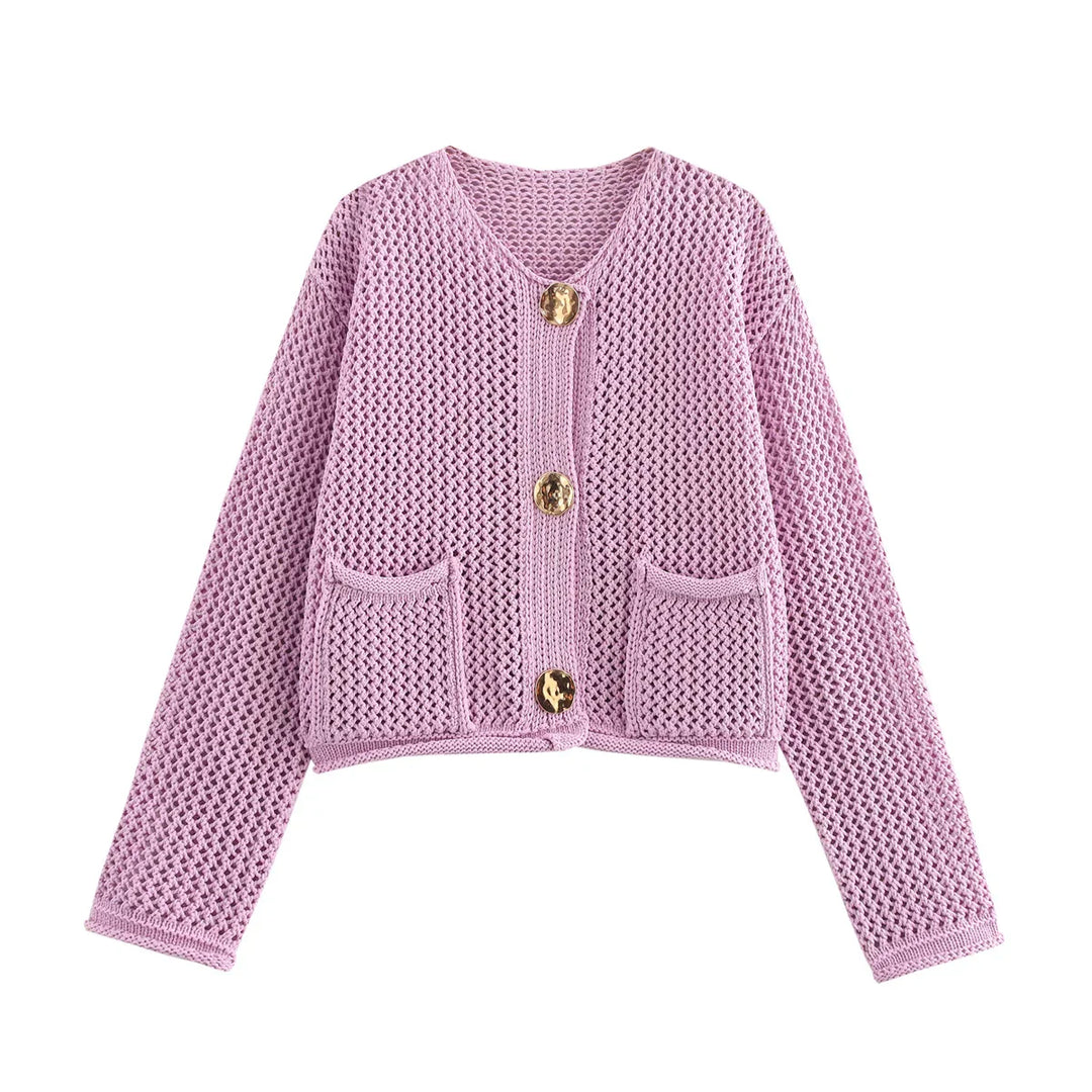 Estelle – Gilet chic en maille avec boutons traditionnels