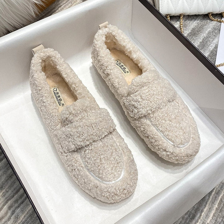 Azida Chaussons en Peluche | Confort Douillet & Élégant