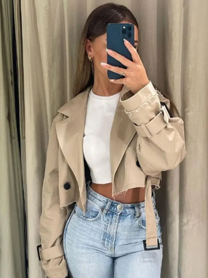 Trench-coat court élégant Lilly | Coupe féminine & style intemporel