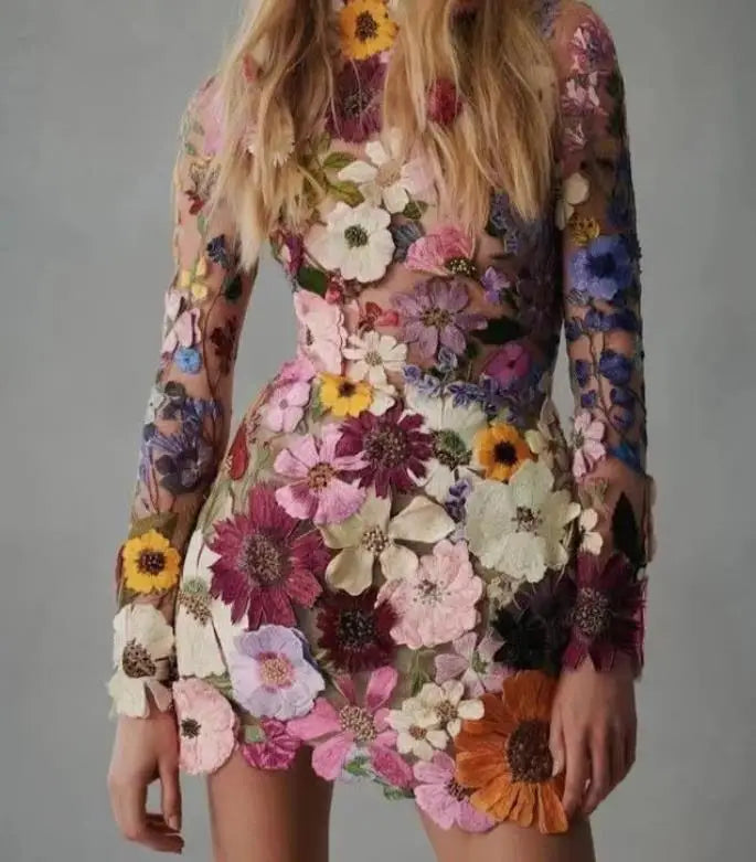 Abito floreale tridimensionale Dolores | Eleganza e comfort per il tuo evento