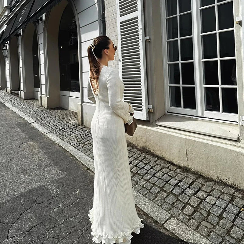 Vestido largo elegante Charlotte | Mangas acampanadas y espalda sofisticada