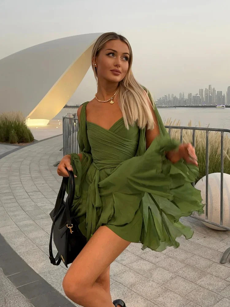 Elena | Robe Courte Bohème en Chiffon avec Taille Haute et Manches Fluides