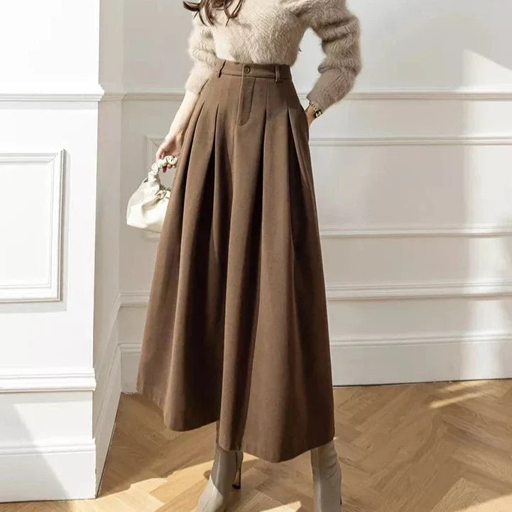 Elegant Skirt for Women | Chic Style and Versatile Design