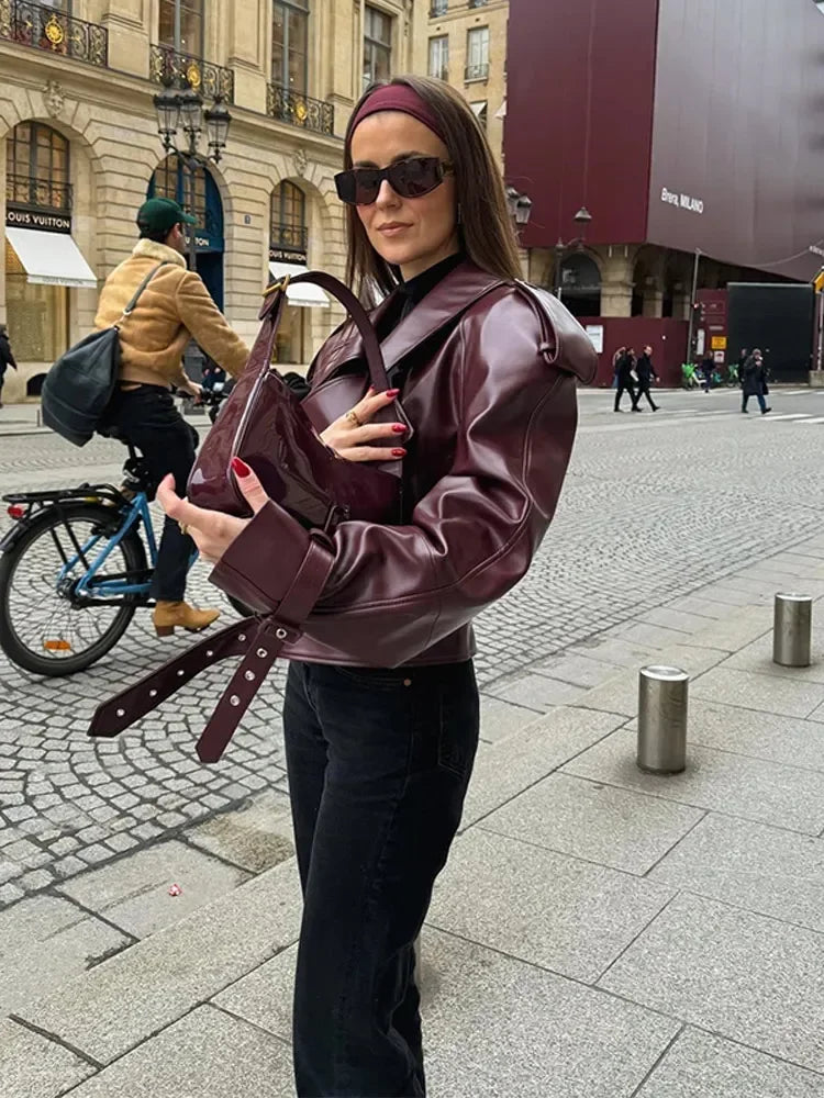 Giacca corta in pelle da donna | Perfetta per l'autunno e l'inverno