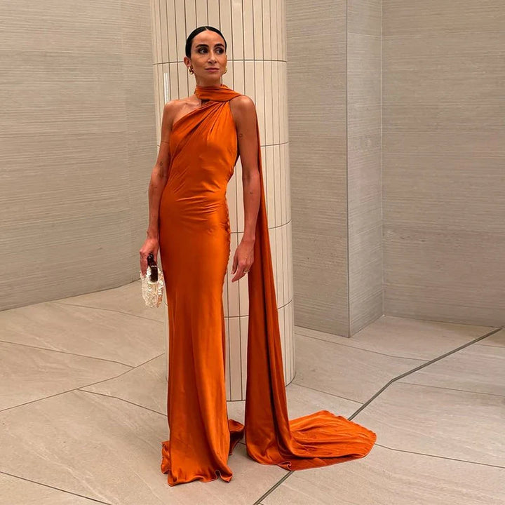Valentina | Robe de Soirée Élégante | Dos Ouvert & Longue Traîne