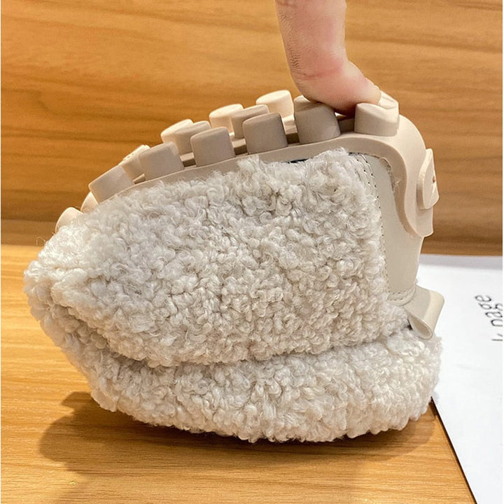 Azida Chaussons en Peluche | Confort Douillet & Élégant