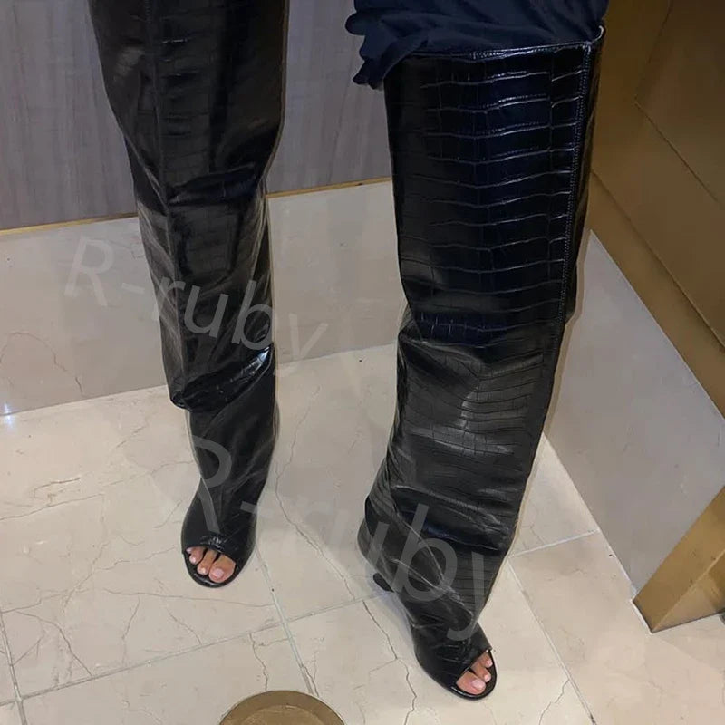 Peep Toe Bottes genou pour femmes | Bottes élégantes en daim talon compensé pour la fête & le mariage 2025