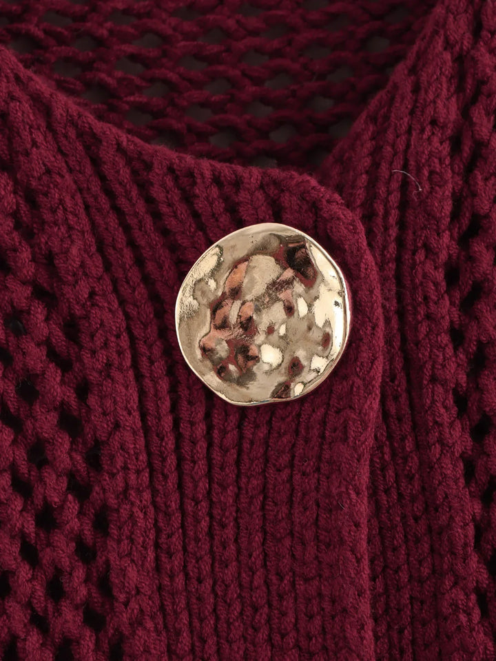 Estelle – Gilet chic en maille avec boutons traditionnels