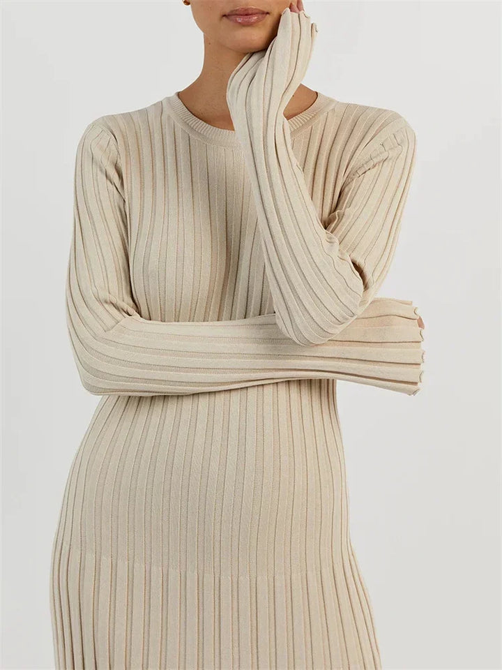 Elora | Robe en Maille avec Détail de Lacets pour une Élégance Automnale