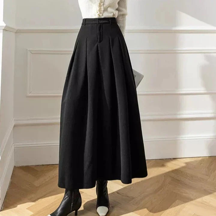 Elegant Skirt for Women | Chic Style and Versatile Design