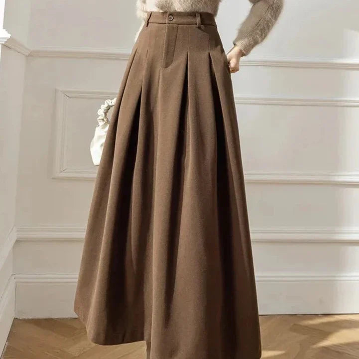 Elegant Skirt for Women | Chic Style and Versatile Design