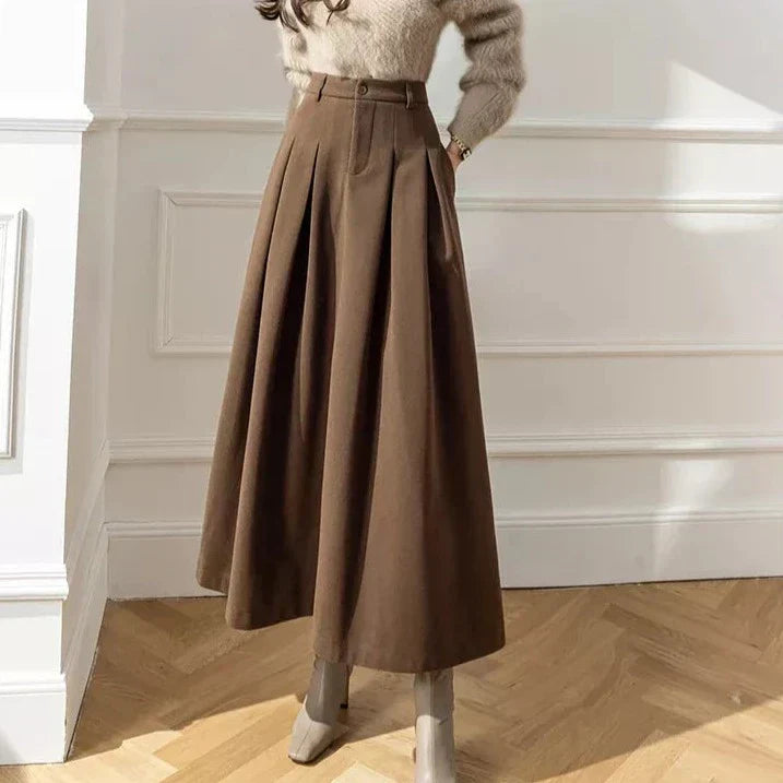 Elegant Skirt for Women | Chic Style and Versatile Design