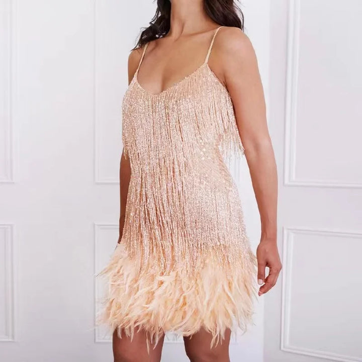 Vestido de cóctel Noelle para mujer | Elegante vestido de noche con plumas, volantes y escote en V